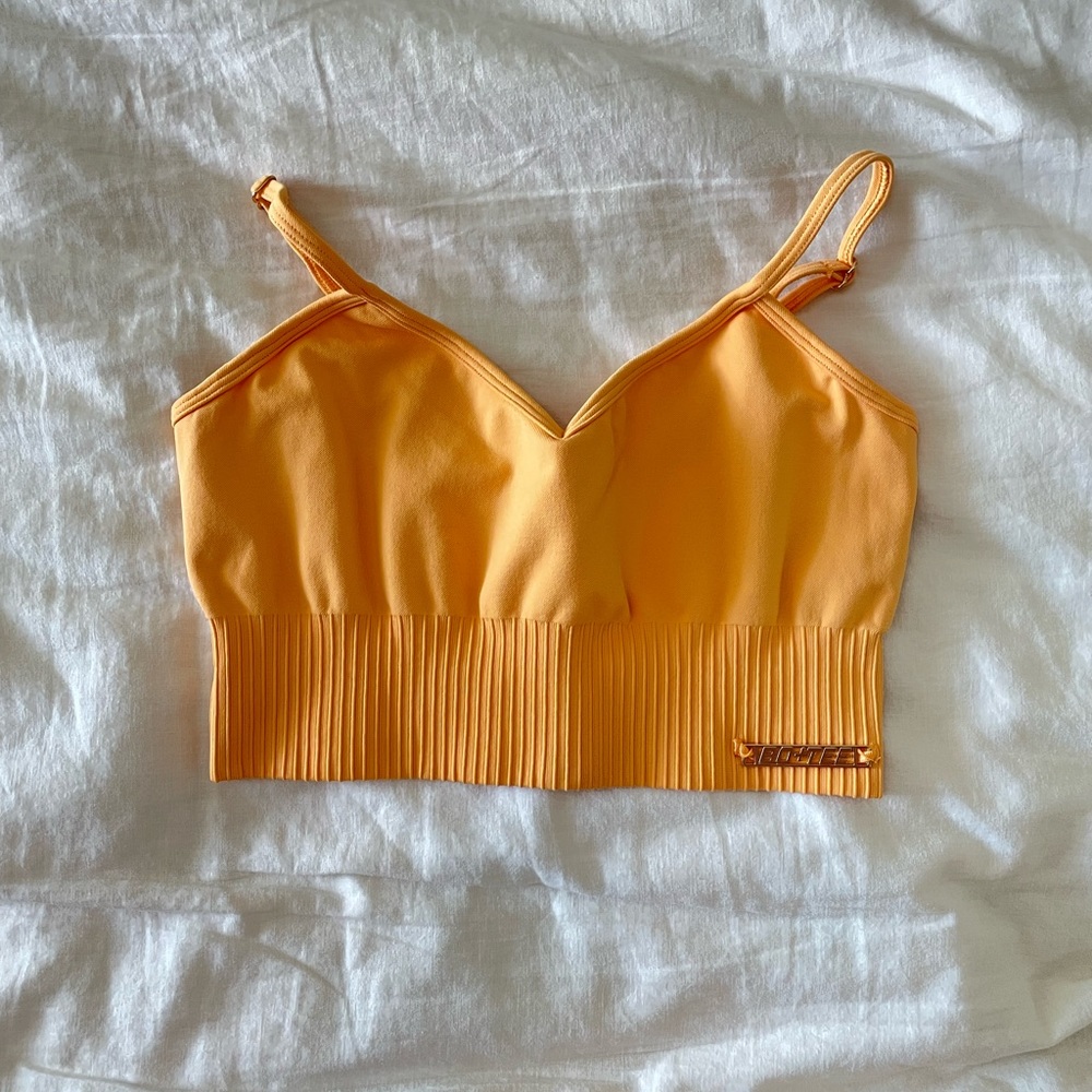 Bo+tee sports bra